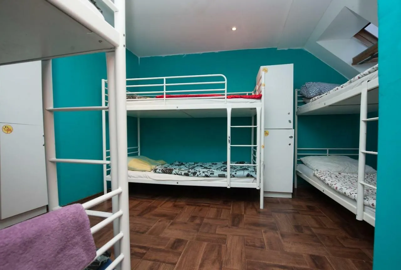 פראג Backpacker Hostel